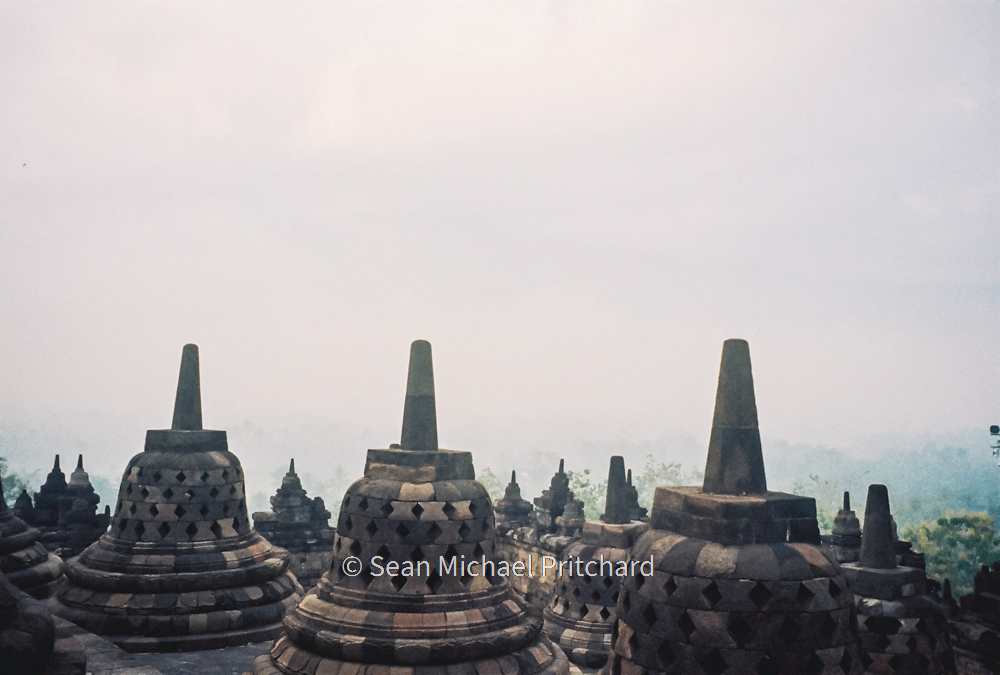 borobudur travel photo indonesia temple