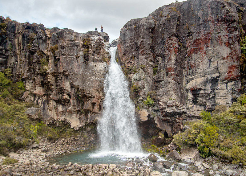 BEST WATERFALL PHOTOGRAPHY SPOTS IN NEW ZEALAND